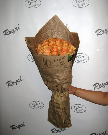 Buket sa narandžastim ružama