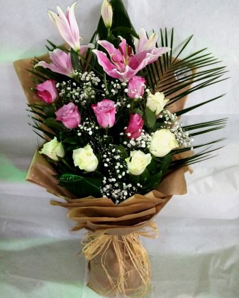 Buket sa ljiljanom i ružama 482