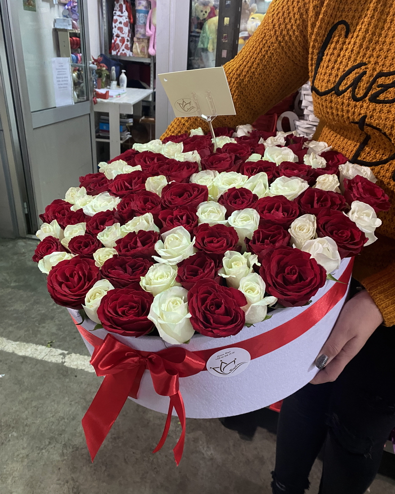 608 Box of flowers 608